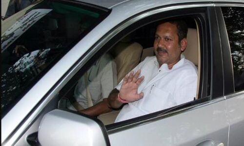 नोटबंदी पर राकांपा सांसद का बेतुकी बयान, शिवसेना ने किया समर्थन