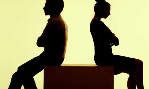 पत्नी ने की बेवफाई,पति ने लगाया एसपी से इन्साफ की गुहार