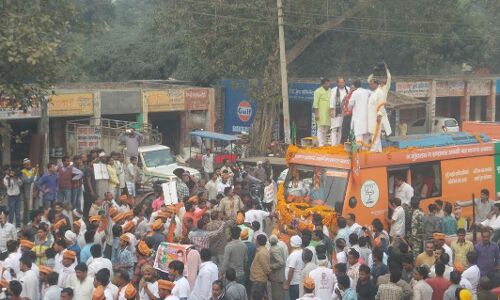 500 और 1000 के नोट बन्द होने से भ्रष्ट नेता व अफसर प्रभावित -कैलाश विजयवर्गीय 500 और 1000 के नोट बन्द होने से भ्रष्ट नेता व अफसर प्रभावित -कैलाश विजयवर्गीय