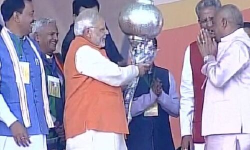 प्रधानमंत्री नरेंद्र मोदी पहुंचे मुरादाबाद, थोड़ी देर में करेंगे परिवर्तन रैली को संबोधित