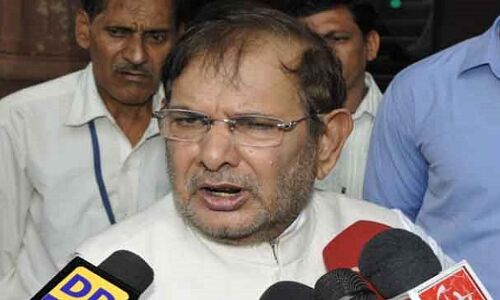 शरद ने तोड़ी नीतीश के खिलाफ चुप्पी, कहा- महागठबंधन टूटना सही नहीं, राज्यसभा में उठाऊगा मामला