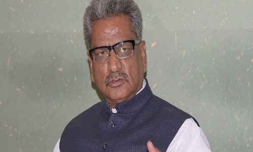 आम जनता से ज्यादा तो नोटों की माला पहनने वाले परेशान- ओम माथुर