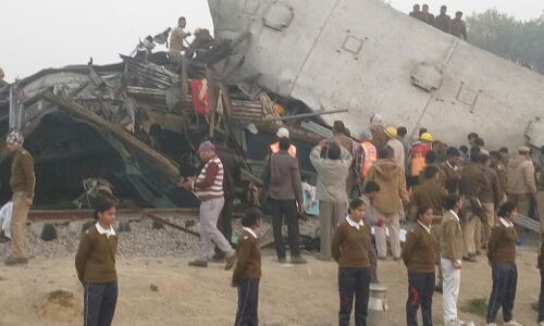 इंदौर-पटना एक्सप्रेस में दूल्हा समेत 5 परिजनों की मौत, परिवार में मचा कोहराम