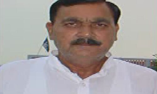 बसपा के पूर्व विधायक हसरत उल्लाह पार्टी विरोधी गतिविधियों के चलते हटाये गये