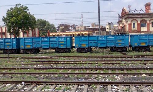 दिल्ली- हावड़ा रेलमार्ग पर चंदौली में शौच कर रहे चार युवक ट्रेन से कटे, 3 की दर्दनाक मौत, 1 घायल