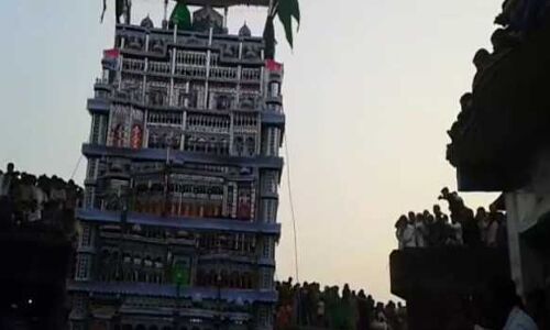 चेहल्लुम का जुलूस के दौरान गिरा छज्जा, तीन लोगों की मौत, 25 घायल