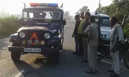 पीलीभीत में अनियंत्रित डीसीएम ने तीन लोगो को मारी टक्कर एक युवक की मौके पर मौत