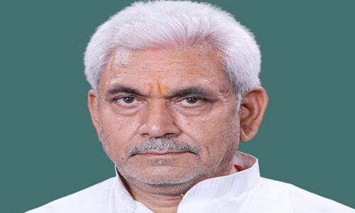 रेल राज्यमंत्री मनोज सिन्हा दुर्घटनास्थल पर पहुंचे, राहतकार्यों का लिया जायजा