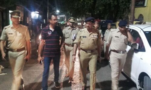 अलीगढ़ में दीपावली पर बना तनाव, भारी पुलिस बल तैनात
