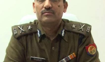 आईजी विजय सिंह मीणा ने बेंकों और डाकघर पर ली सुरक्षा व्यवस्था की जानकारी