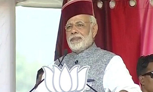 बीजेपी ने 70 उम्मीदवार में से 17 पटेल तो छह कांग्रेसयों  को दिया टिकिट, मचा पार्टी में हडकम्प