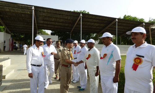 एसपी सिटी आकाश तोमर ने किया मेरठ जोन अंतर्जनपदीय पुलिस हॉकी प्रतियोगिता 2018 का शुभारम्भ एसपी सिटी आकाश तोमर ने किया मेरठ जोन अंतर्जनपदीय पुलिस हॉकी प्रतियोगिता 2018 का शुभारम्भ