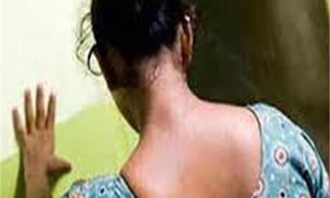 बंद बाथरूम देवर भाभी कर रहे थे गंदा काम, तब तक पति आया नहाने, फिर जो हाल हुआ आप सोच भी नहीं सकते! बंद बाथरूम देवर भाभी कर रहे थे गंदा काम, तब तक पति आया नहाने, फिर जो हाल हुआ आप सोच भी नहीं सकते!