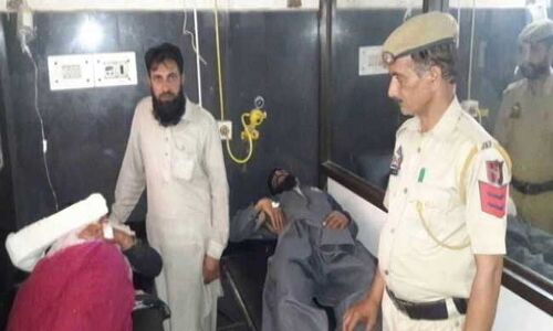 गौरक्षकों का अब कश्मीर में 9 साल की बच्ची पर हमला, बच्ची समेत पांच गम्भीर घायल!