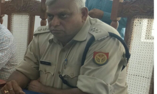 शासन को झूठी रिपोर्ट भेजने में फंसे सीओ, सीएम ने दिए जांच के आदेश शासन को झूठी रिपोर्ट भेजने में फंसे सीओ, सीएम ने दिए जांच के आदेश