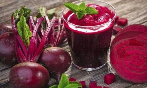 जानिए चुकंदर खाने के फायदे, नियमित सेवन बढ़ाएगा आपकी उम्र