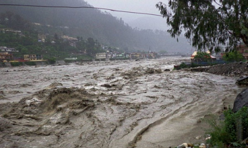 उत्तराखंड में बादल फटा, 7 जवानों समेत 11 लापता, चार लोगों के शव बरामद उत्तराखंड में बादल फटा, 7 जवानों समेत 11 लापता, चार लोगों के शव बरामद