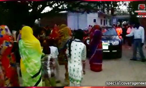 चुनावी वादे पूरे नही हुए तो महिलाओं ने रोका नगरपरिषद अध्यक्ष का रास्ता