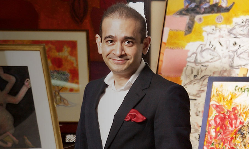 भगोड़े हीरा कारोबारी नीरव मोदी की 329 करोड़ की संपत्ति जब्त