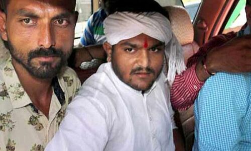 हार्दिक पटेल को बड़ा झटका, सुनकर उड़े होश