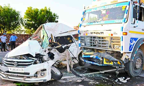 बालाजी मंदिर में पहुंचे जब तीन शव तो मच गया कोहराम!