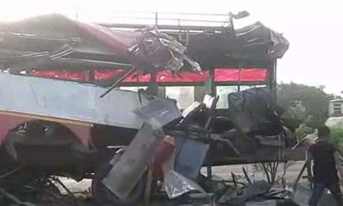 यूपी में काला रविवार: तीन जिलों में 18 की मौत, 15 गंभीर घायल यूपी में काला रविवार: तीन जिलों में 18 की मौत, 15 गंभीर घायल