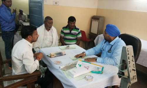 BHU: बारिश के मौसम में हल्के बुखार को कम नहीं समझे, मोबाइल एप्प से जानें बचाव