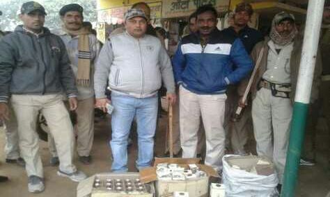 नीतीश के शराबबन्दी को ठेंगा दिखा रहे हैं शराब माफिया,शेखपुरा में भारी मात्रा में शराब बरामद