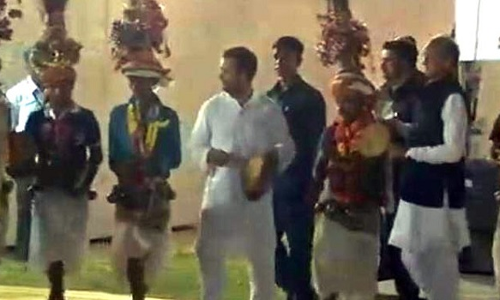 VIDEO: क्या आपने राहुल गांधी को डांस करते हुए देखा? वीडियो हुआ वायरल