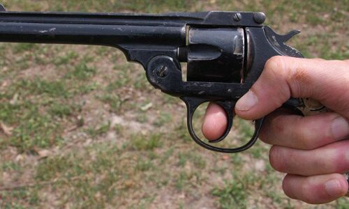 दादरी: नशे में धुत सीआरपीएफ जवान ने किराना व्यापारी को गोली मारी, व्यापारी की मौत