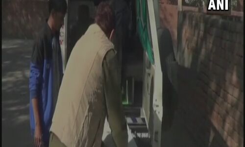हरियाणा में दिल दहलाने वाले घटना, रेप के बाद पांच साल की बच्ची के प्राइवेट पार्ट में लकड़ी डालकर की हत्या हरियाणा में दिल दहलाने वाले घटना, रेप के बाद पांच साल की बच्ची के प्राइवेट पार्ट में लकड़ी डालकर की हत्या