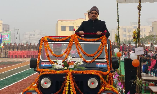 कासगंज हिंसा : बरेली जिलाधिकारी ने सोशल मीडिया पर लिखा ऐसा कि मच गया बवाल