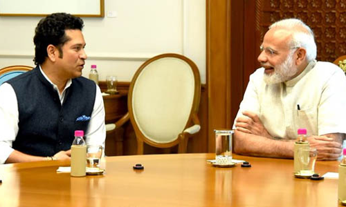 प्रधानमंत्री से मिले तेंदुलकर, अपनी फिल्म सचिन ए बिलियन ड्रीम्स पर की चर्चा