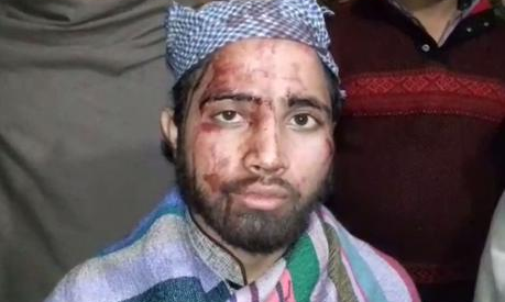 यूपी में चलती ट्रेन में तीन मौलवियों पर जानलेवा हमला