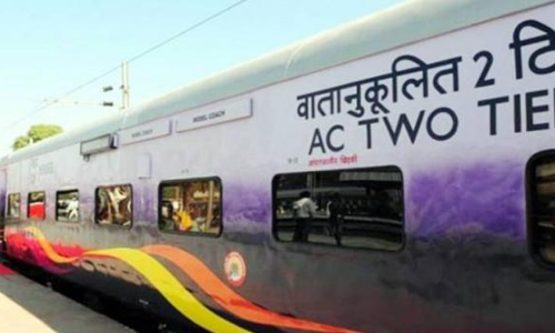 AC कोच में बैठी महिला के साथ चलती ट्रेन में कर डाला ऐसा, सोच भी नहीं सकती थी वो