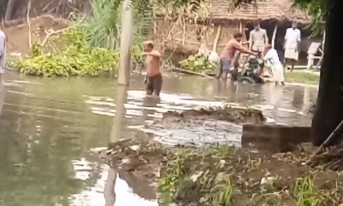 देख कटियारी की दीन दशा करुणा करके करुणानिधि रोते, अगर कलियुग में माधव होते