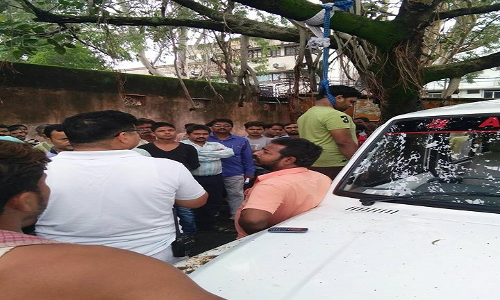 सिस्टम ने दम तोड़ दिया सरोज का! सिस्टम ने दम तोड़ दिया सरोज का!