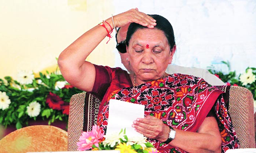 आनंदीबेन पटेल ने चुनाव लड़ने से किया मना, अमित शाह को लिखी चिट्ठी