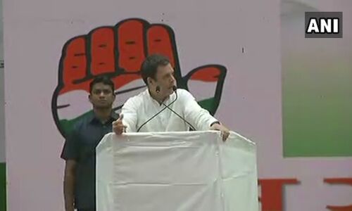 राहुल गाँधी पहुँचे रायपुर, इस बड़े आदिवासी नेता की हो सकती है वापसी!