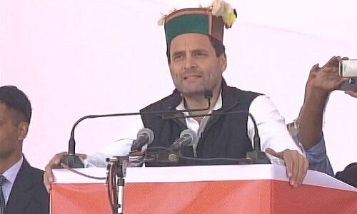 मैं मोदी जी से पूछना चाहता हु कि आपने स्विस बैंक कि दी हुई लिस्ट पार्लियामेंट में क्यूं नहीं रखी?- राहुल गांधी