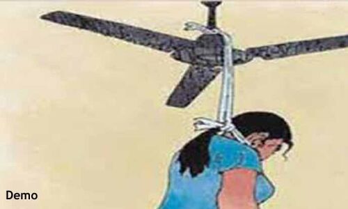 खाकी की चौखट पर इंसाफ के लिए भटक रही महिला ने फांसी लगाकर दी जान