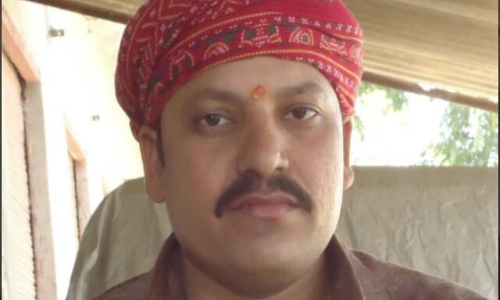 यूपी में आरएसएस कार्यकर्ता राजेश मिश्र की दिन दहाड़े गोली मारकर हत्या यूपी में आरएसएस कार्यकर्ता राजेश मिश्र की दिन दहाड़े गोली मारकर हत्या