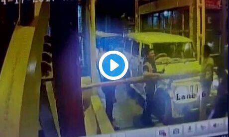 देखें वीडियो: बीजेपी विधायक की दवंगई का किस तरह लगाई मार!