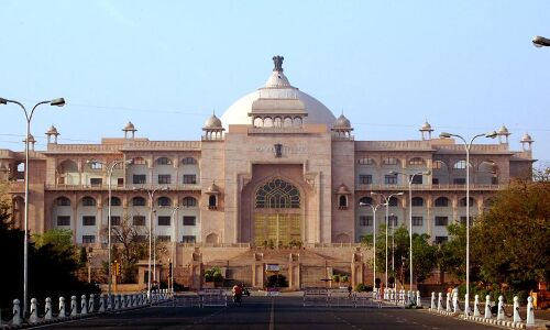 मंत्री के अंग्रेजी में जवाब देने पर MLA ने दिया जबाब, अंग्रेजी मेरे लिये .......?