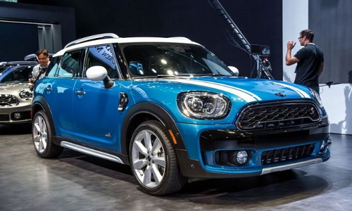 भारत में BMW ने लांच की अपनी नई जेनरेशन Mini Countryman, जानिए कीमत और फीचर्स भारत में BMW ने लांच की अपनी नई जेनरेशन Mini Countryman, जानिए कीमत और फीचर्स