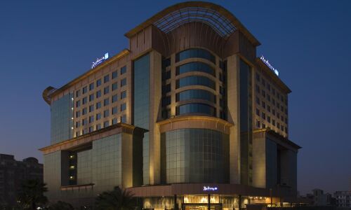 गाजियाबाद के होटल रेडिसन में जर्मन नागरिक से छेड़छाड़, मामला दर्ज आरोपी की तलाश