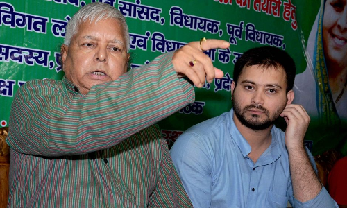 क्या लालू के प्रोजेक्ट 2019 से घबराई बीजेपी?  छापा तो पड़ना ही था.