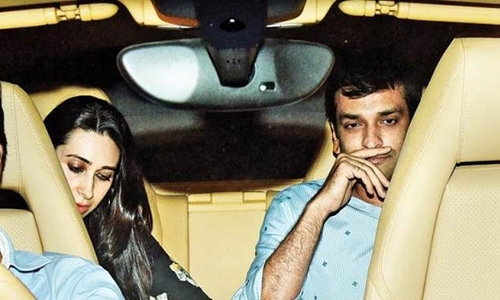 करिश्मा कपूर के बॉयफ्रेंड का हुआ तलाक, क्या जल्द बजेगी शहनाई?