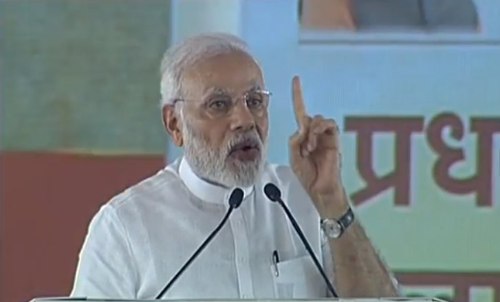 15 लाख के सपने दिखा कर आप पर इतने हजार का कर्जा चढ़ा दिया! 15 लाख के सपने दिखा कर आप पर इतने हजार का कर्जा चढ़ा दिया!