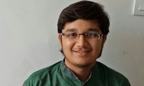 12वीं में 99.99 प्रतिशत अंक लाने वाले इस छात्र ने चुना संन्यास, अब लेगा दीक्षा